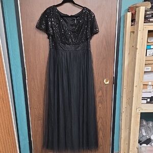 Ever Pretty Size 0XL Black Short Sleeve Maxi Length Sequined Dress